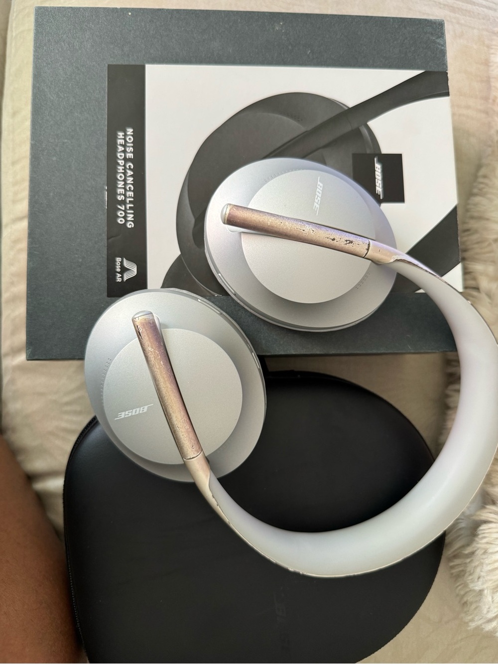 Bose Over-Ear Noise Cancelling Headphones in Silver and White
